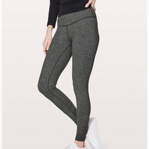 Lululemon Wonder under size 4 herringbone